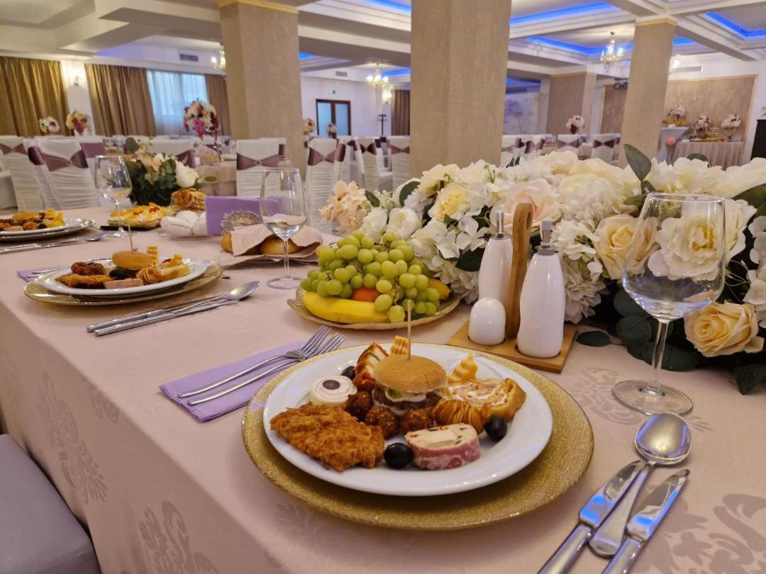 Hotel Rao Cluj-Napoca Luaran gambar